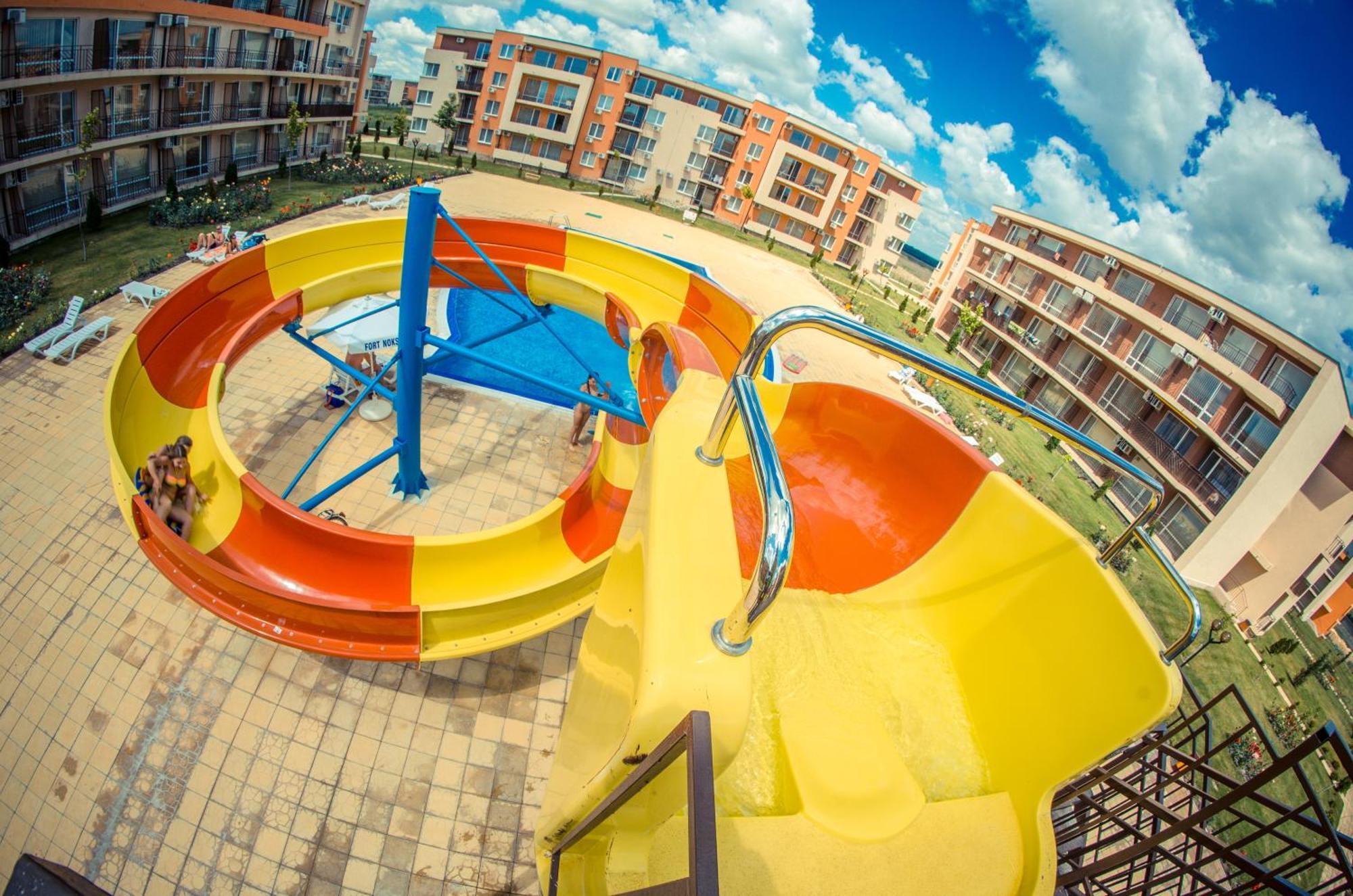 Waterpark Fort Apartments Sunny Beach Esterno foto