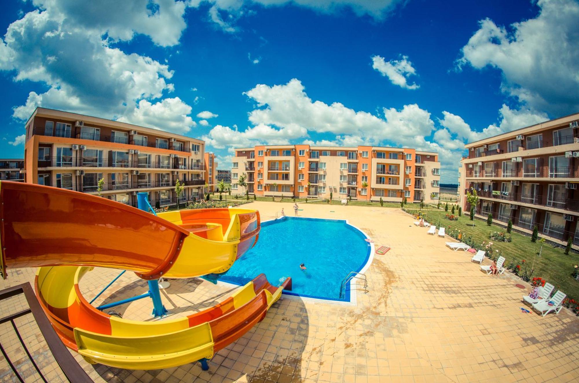 Waterpark Fort Apartments Sunny Beach Esterno foto