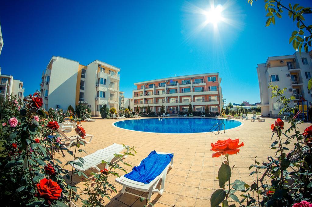 Waterpark Fort Apartments Sunny Beach Esterno foto