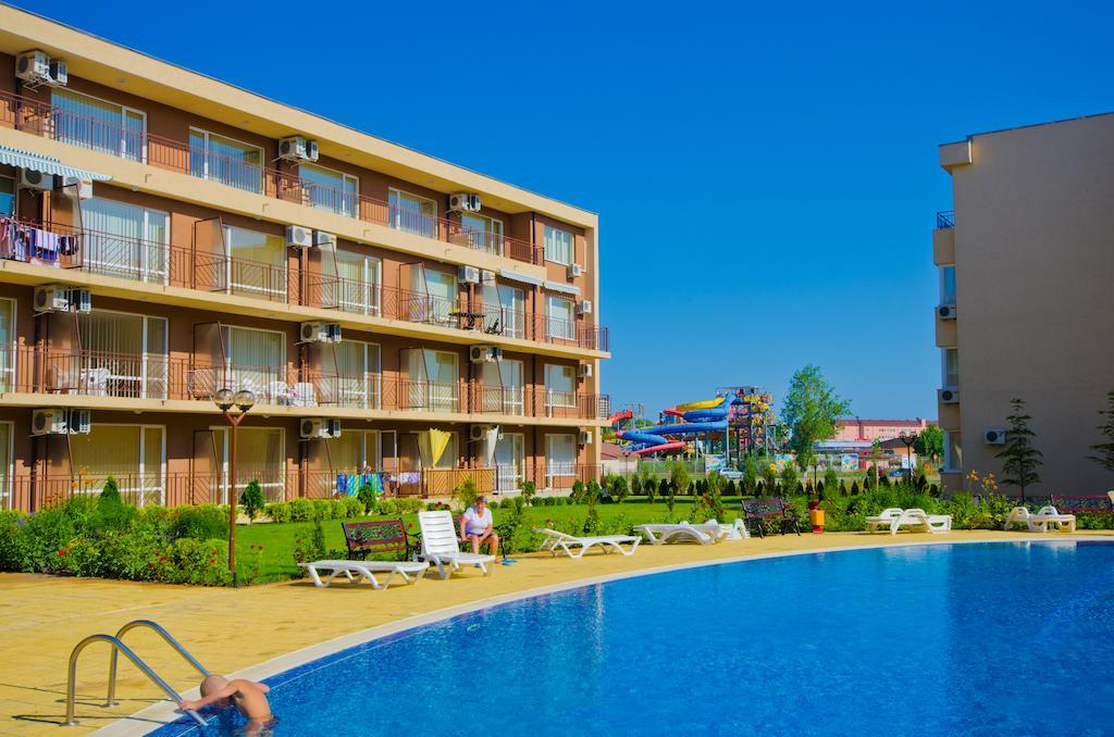 Waterpark Fort Apartments Sunny Beach Esterno foto