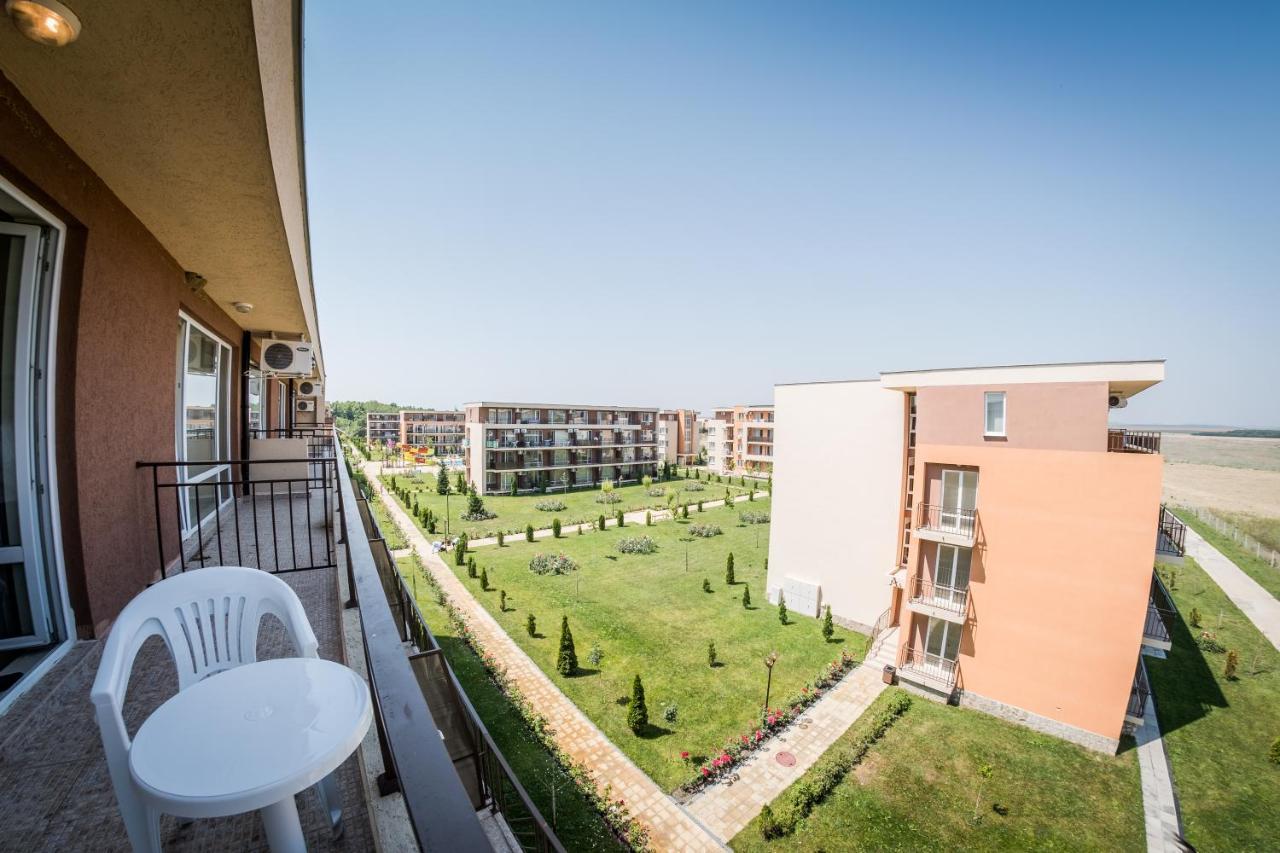 Waterpark Fort Apartments Sunny Beach Esterno foto