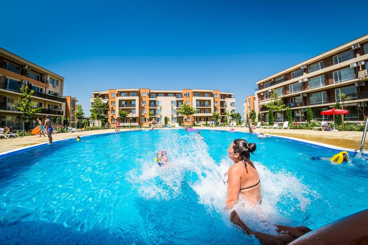 Waterpark Fort Apartments Sunny Beach Esterno foto