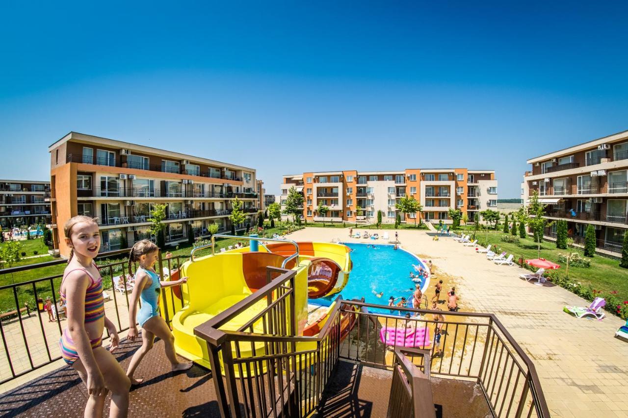 Waterpark Fort Apartments Sunny Beach Esterno foto