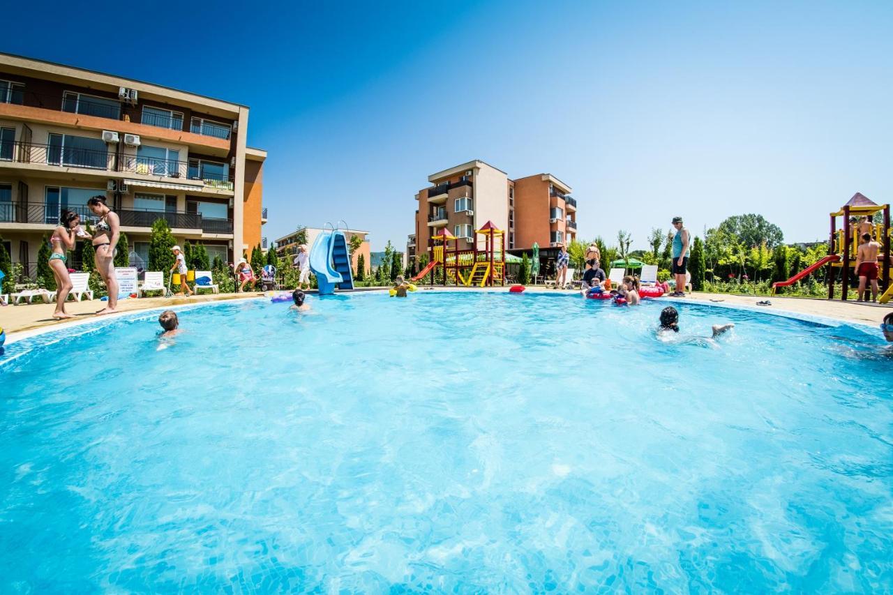 Waterpark Fort Apartments Sunny Beach Esterno foto
