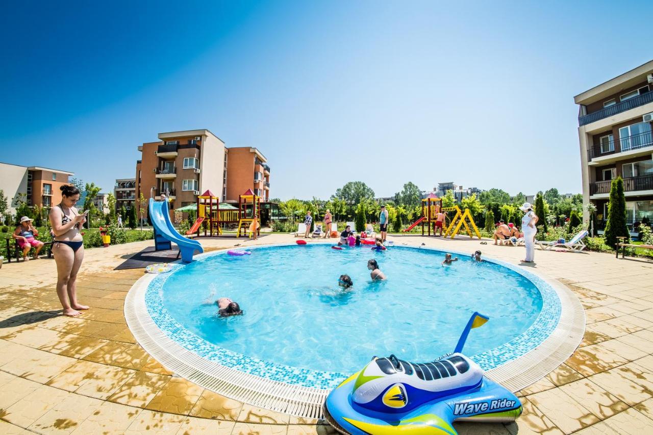 Waterpark Fort Apartments Sunny Beach Esterno foto