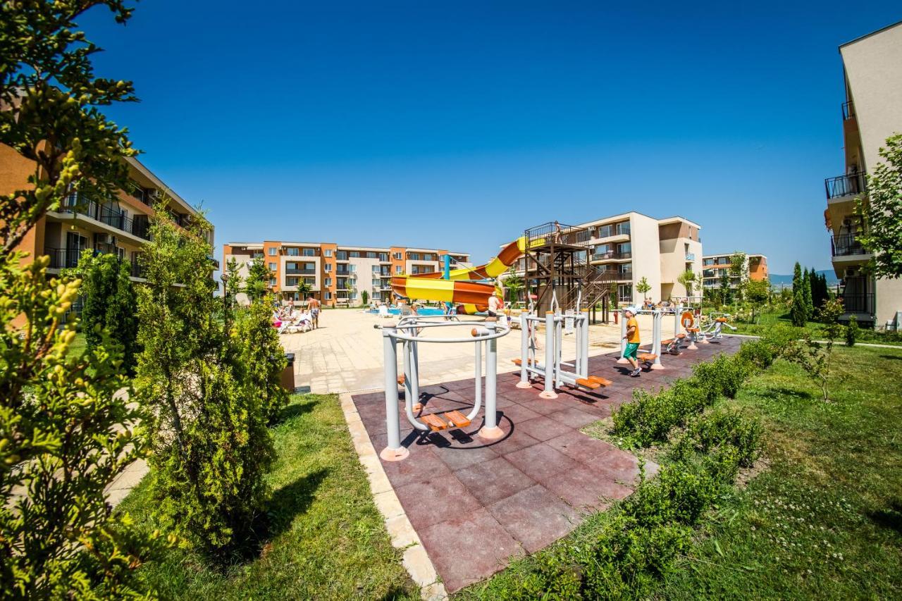 Waterpark Fort Apartments Sunny Beach Esterno foto