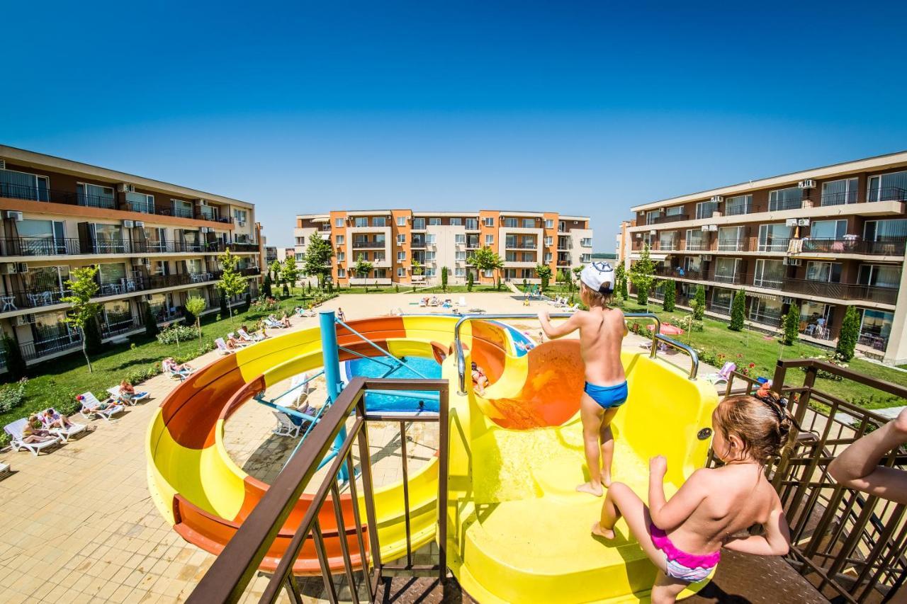 Waterpark Fort Apartments Sunny Beach Esterno foto