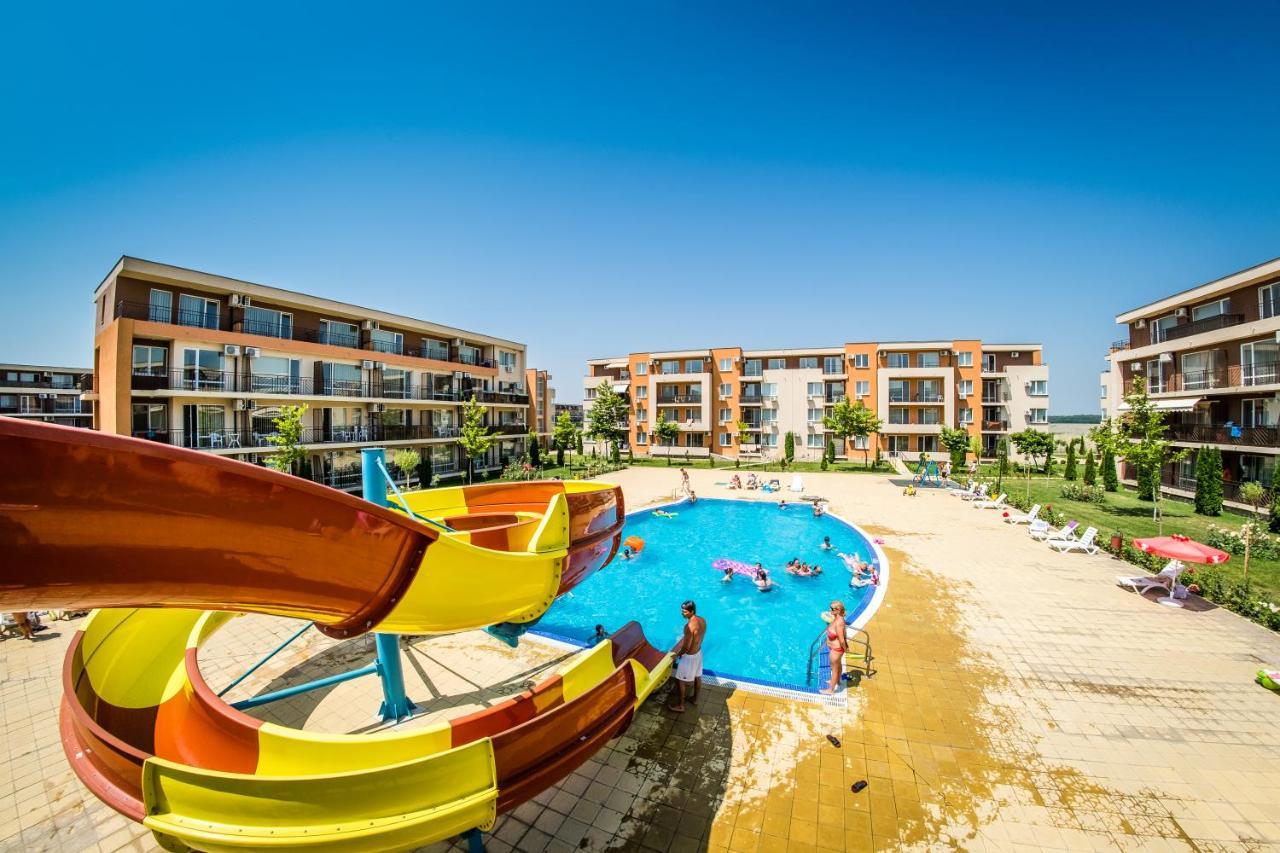 Waterpark Fort Apartments Sunny Beach Esterno foto