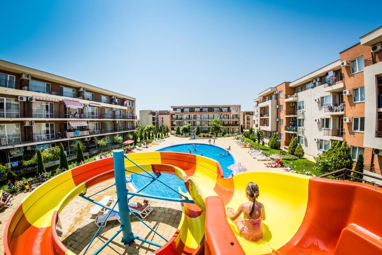 Waterpark Fort Apartments Sunny Beach Esterno foto