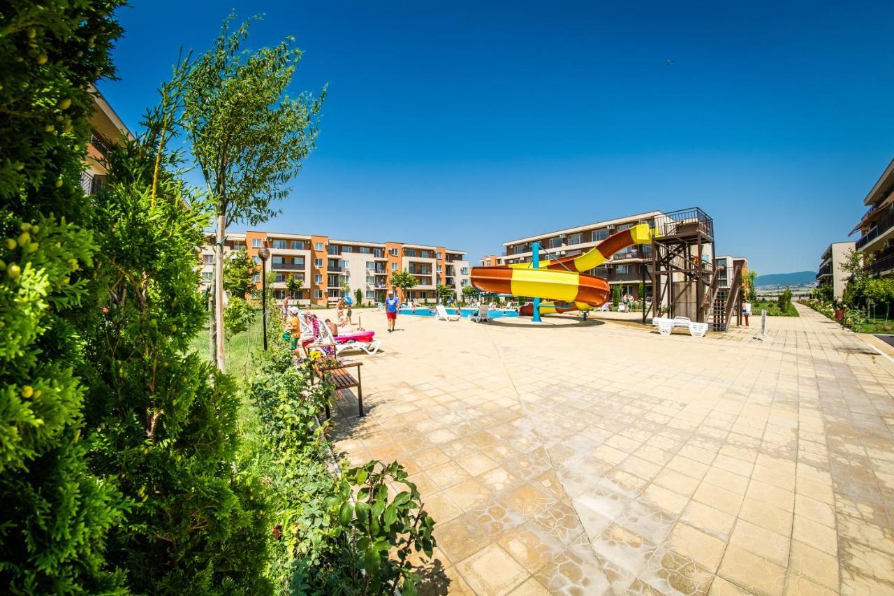 Waterpark Fort Apartments Sunny Beach Esterno foto